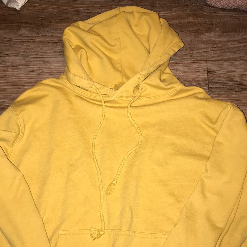 Brandy Melville sweatshirt